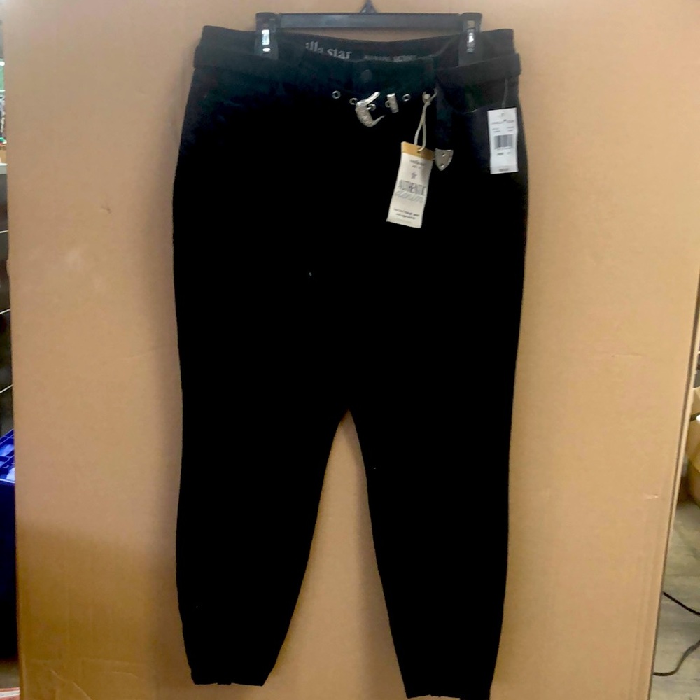 NWT Vanilla Star High Rise Skinny Black Jean 33/17